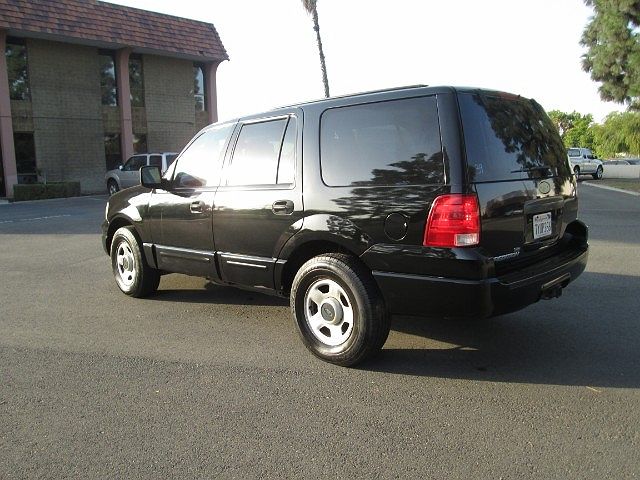 2004 Ford Expedition XLT image 4