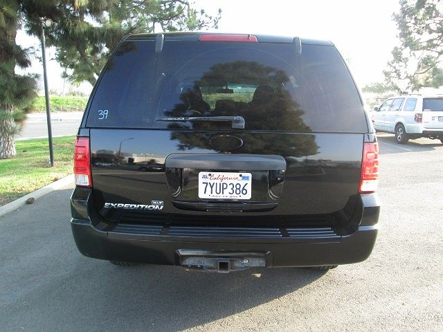 2004 Ford Expedition XLT image 5