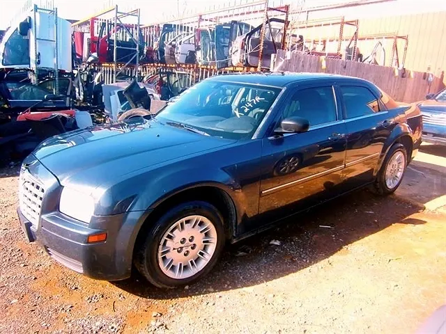 2007 Chrysler 300 Base image 0