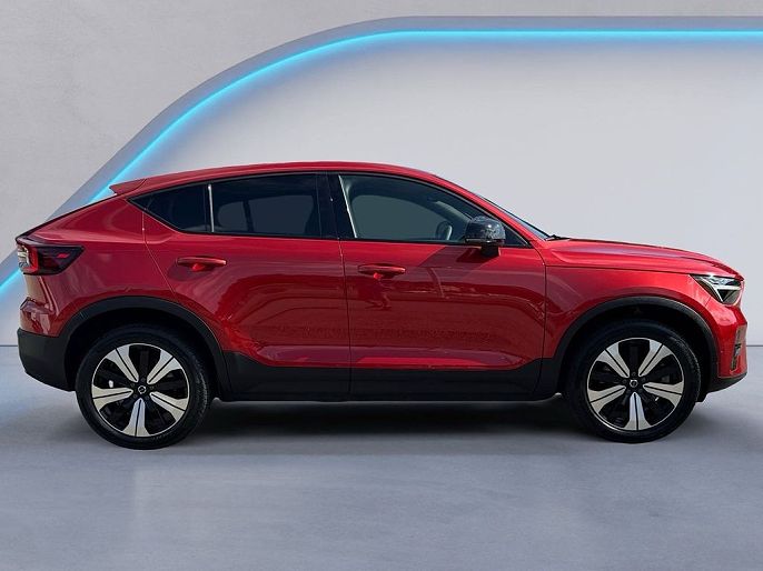 2023 Volvo C40