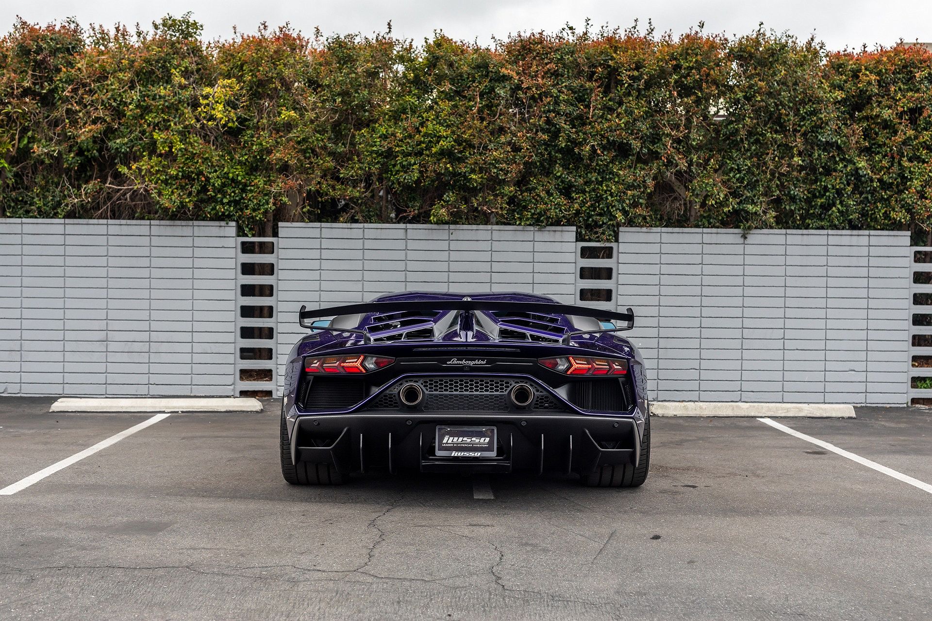 2019 Lamborghini Aventador SVJ image 25
