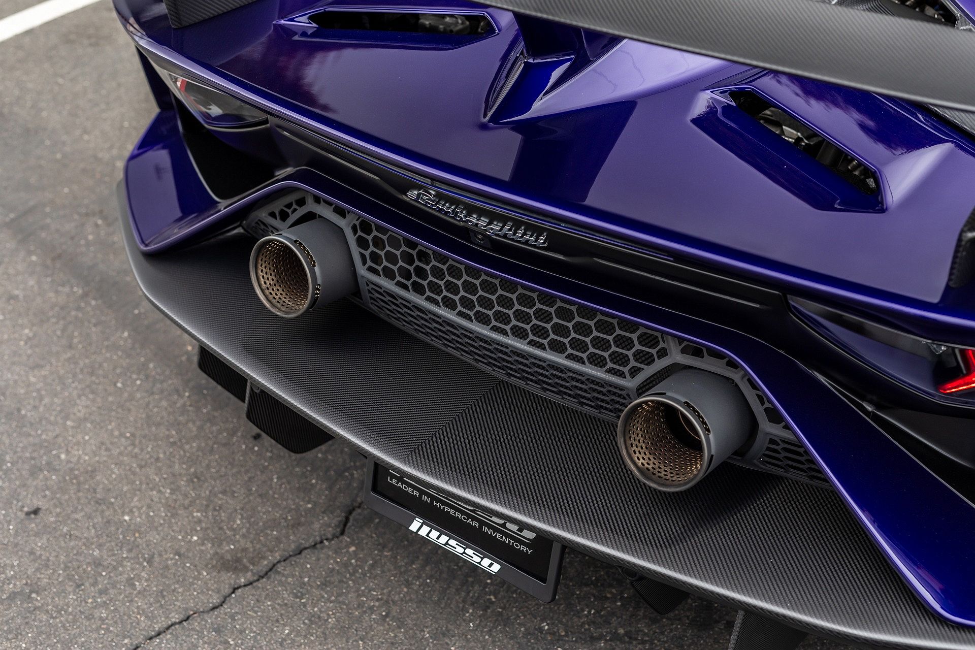 2019 Lamborghini Aventador SVJ image 28