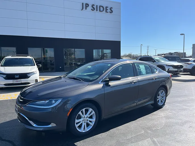 2016 Chrysler 200