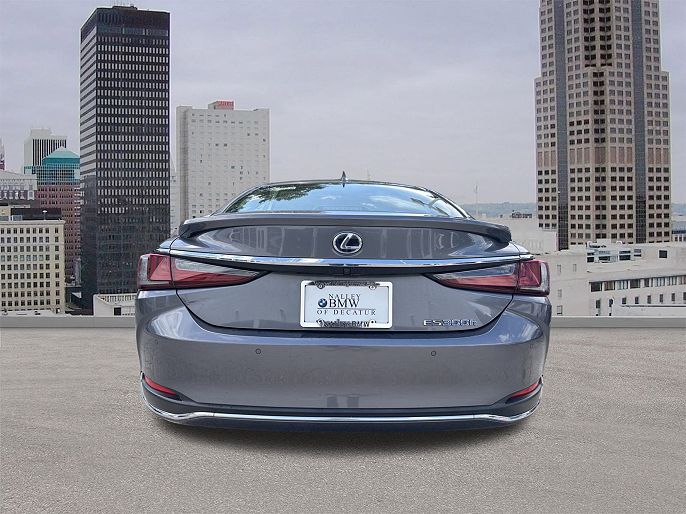 2019 Lexus ES