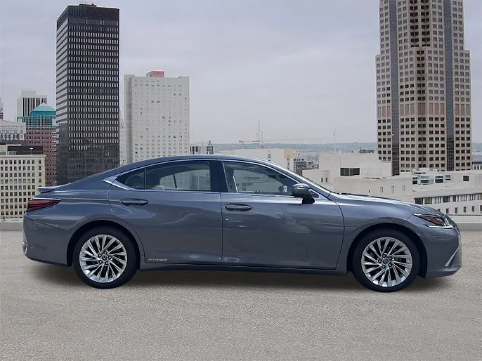 2019 Lexus ES