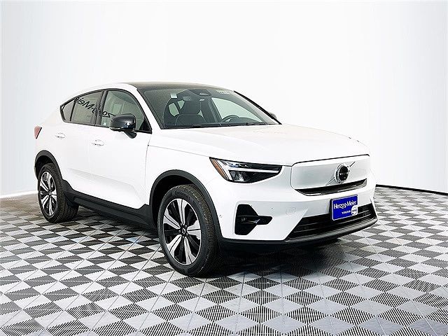 2023 Volvo C40