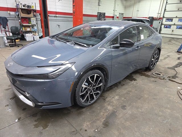 2026 Toyota Prius Plug-in