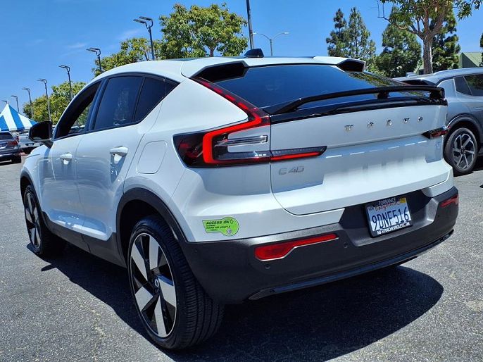 2023 Volvo C40