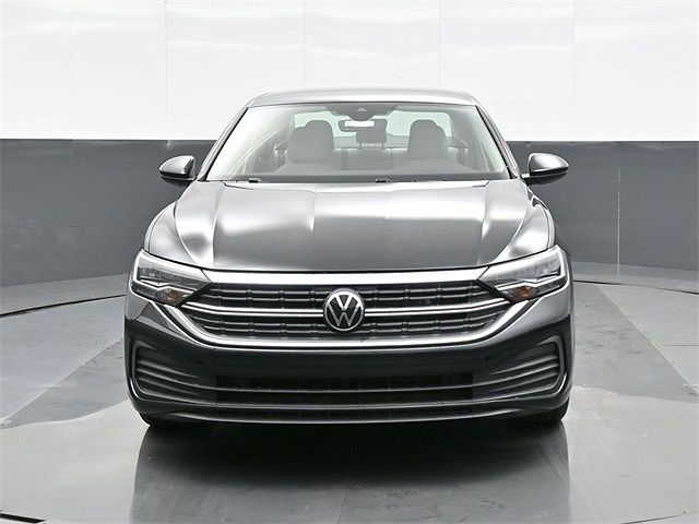 2024 Volkswagen Jetta SE image 1