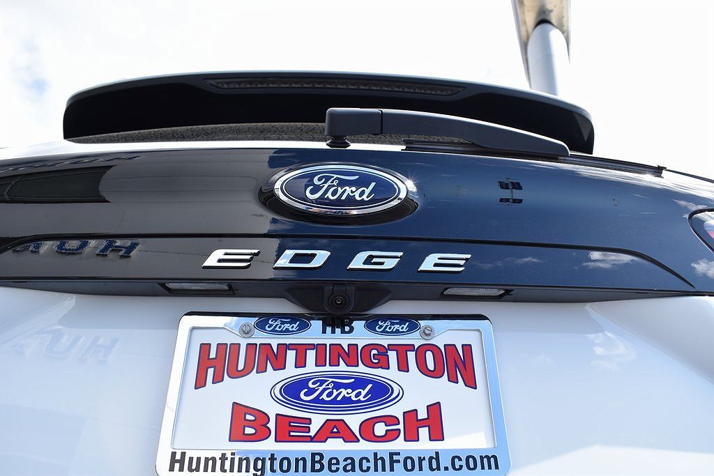 2024 Ford Edge SE image 4