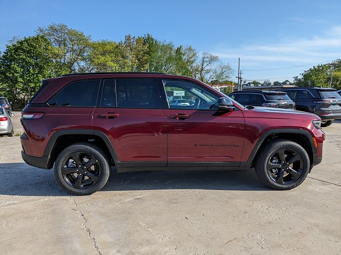2025 Jeep Grand Cherokee