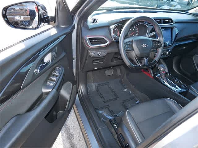 2021 Chevrolet TrailBlazer RS image 3