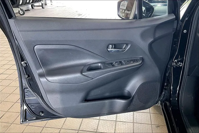 2025 Nissan Versa
