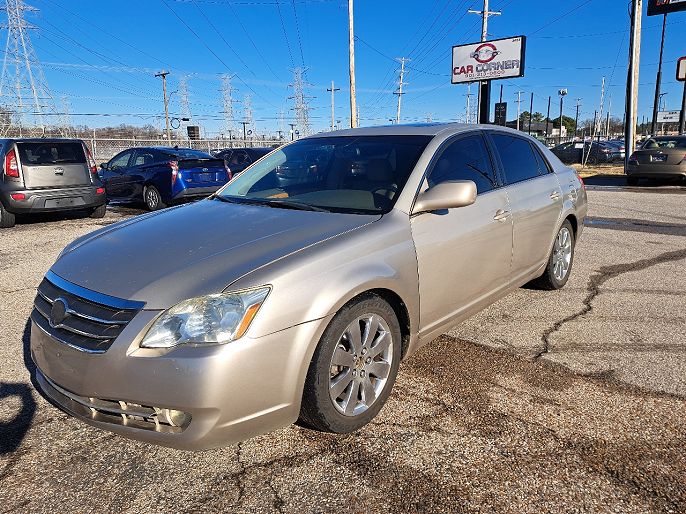 2005 Toyota Avalon
