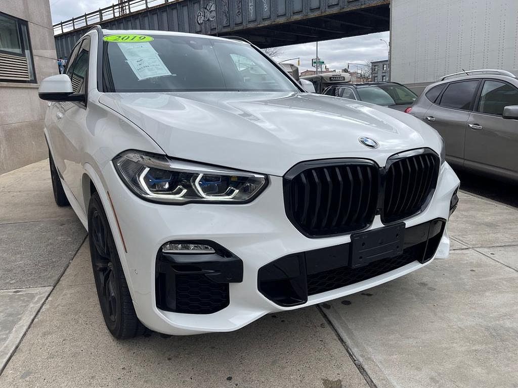 2019 BMW X5 xDrive40i image 0