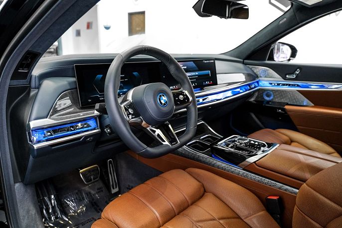 2023 BMW i7