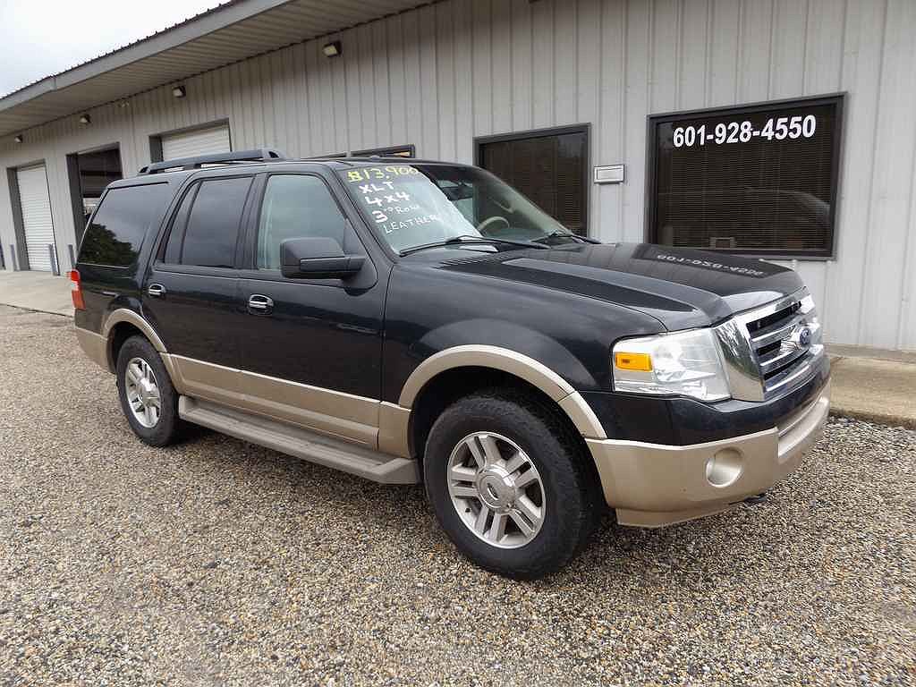 2012 Ford Expedition XLT image 0