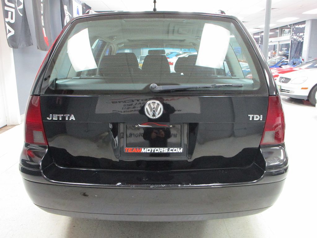 2005 Volkswagen Jetta GLS image 10
