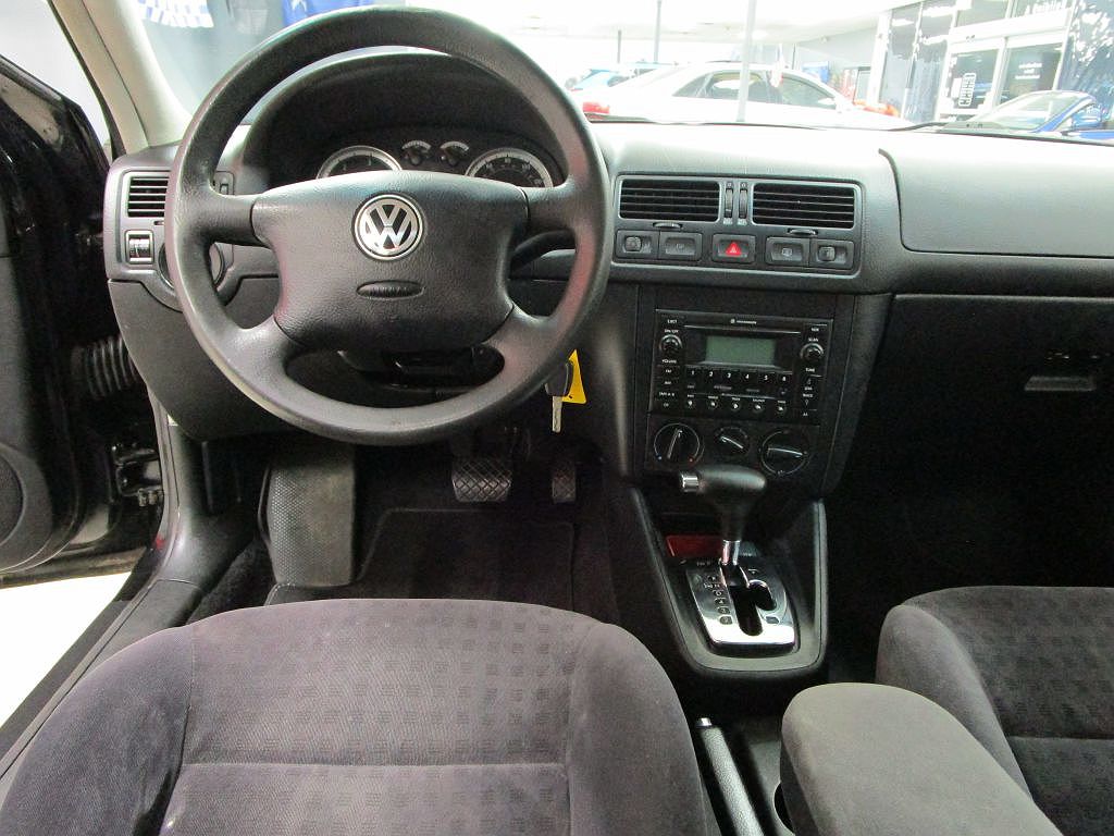 2005 Volkswagen Jetta GLS image 17