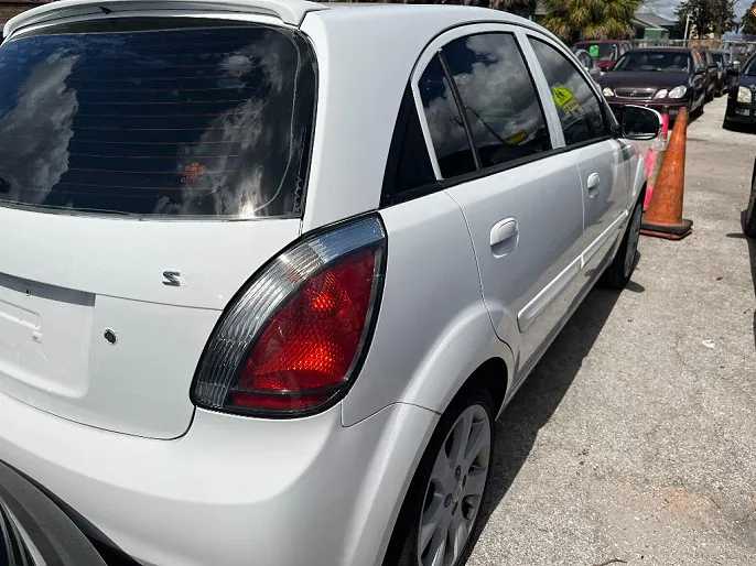 2010 Kia Rio5