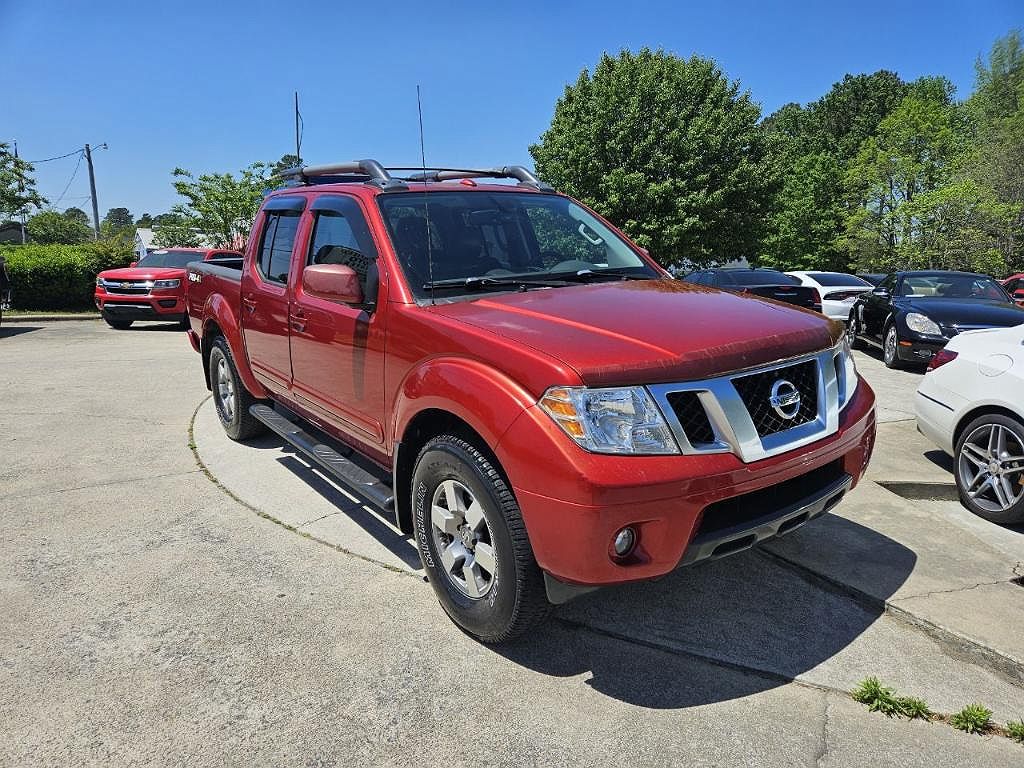 2013 Nissan Frontier PRO-4X image 0