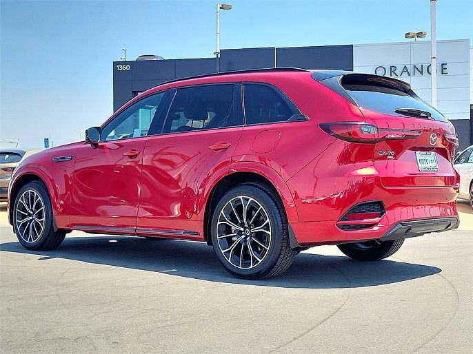 2025 Mazda CX-70