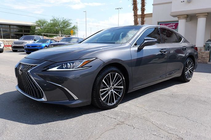 2022 Lexus ES