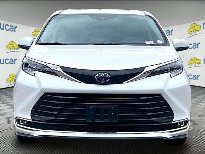 2024 Toyota Sienna