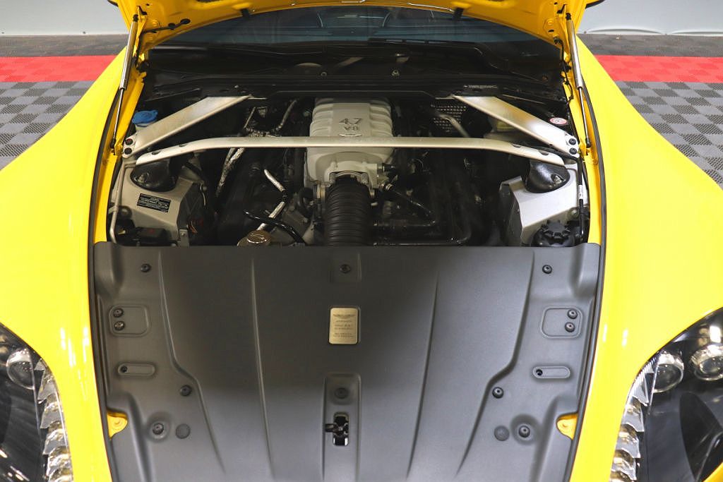 2012 Aston Martin V8 Vantage S image 86