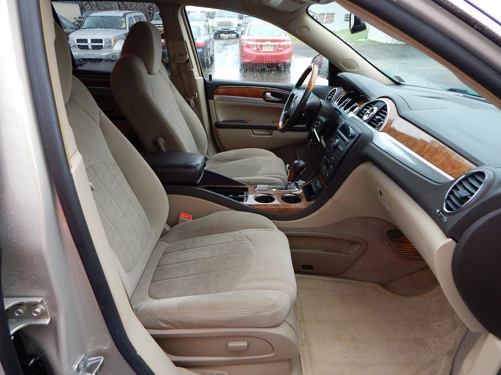 2008 Buick Enclave CX image 11
