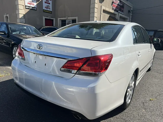 2011 Toyota Avalon