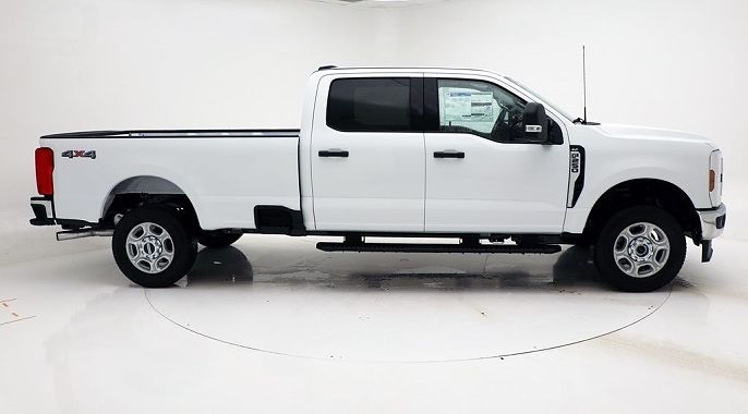 2025 Ford F-250