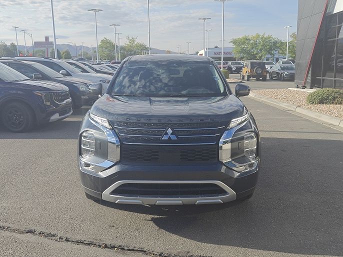 2025 Mitsubishi Outlander
