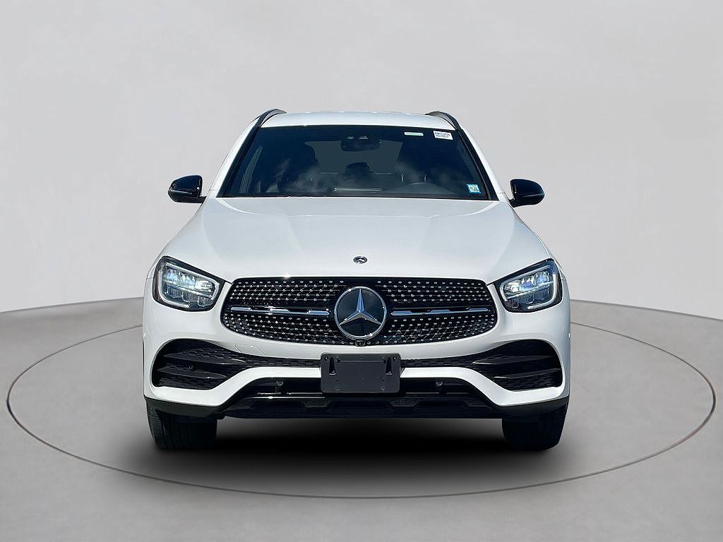 2022 Mercedes-Benz GLC 300 image 2