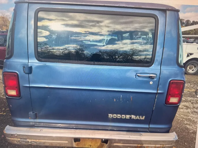 1986 Dodge Ram Wagon