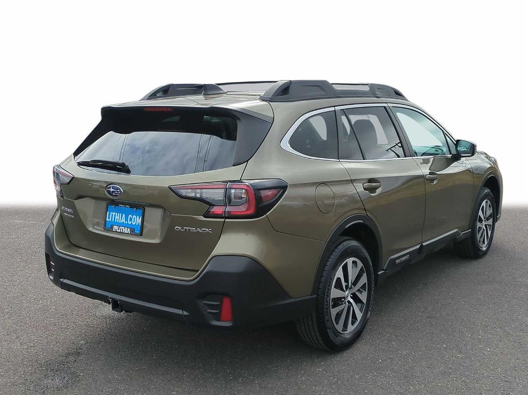 2020 Subaru Outback Premium image 4
