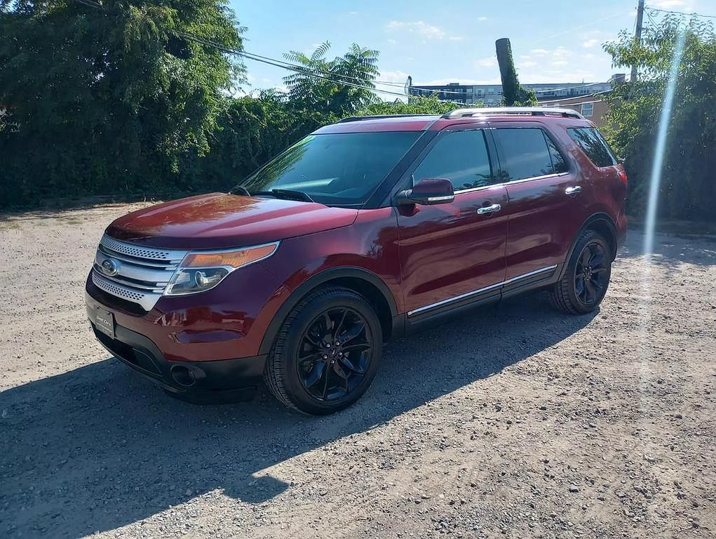 2014 Ford Explorer Limited Edition image 2