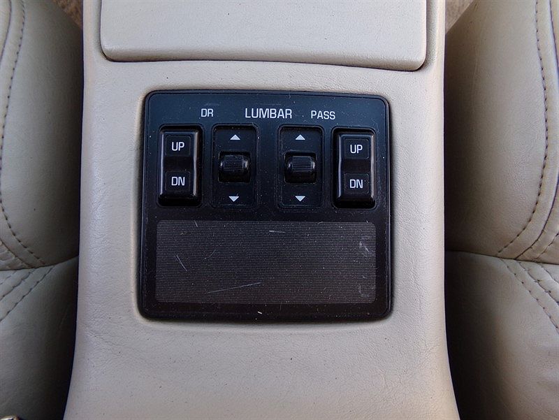 1992 Cadillac Seville null image 15