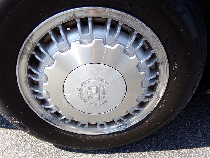 1992 Cadillac Seville null image 24