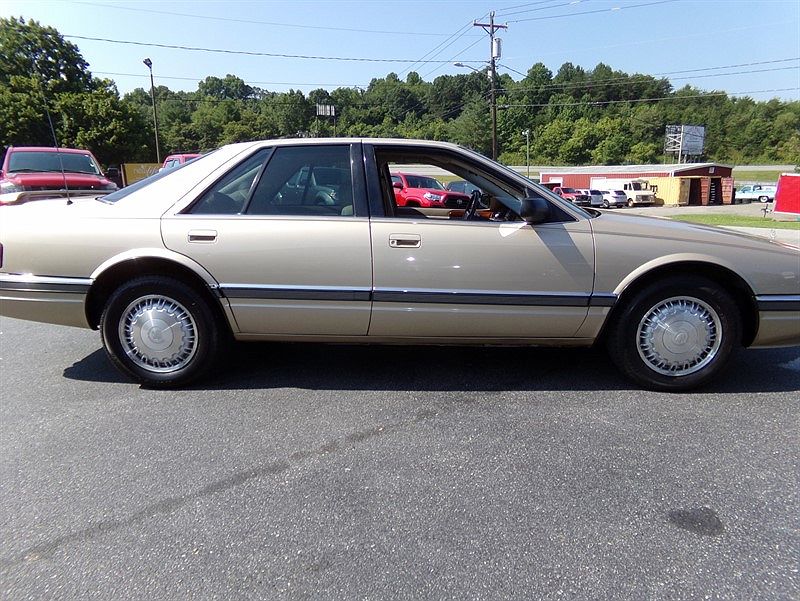 1992 Cadillac Seville null image 2