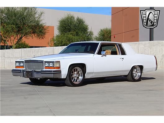 1982 Cadillac DeVille null image 1
