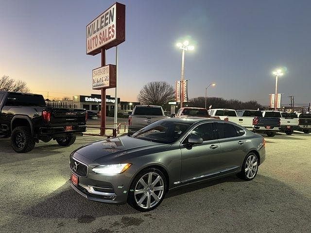 2017 Volvo S90