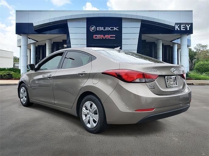 2016 Hyundai Elantra