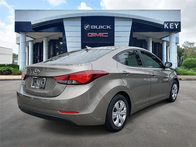 2016 Hyundai Elantra