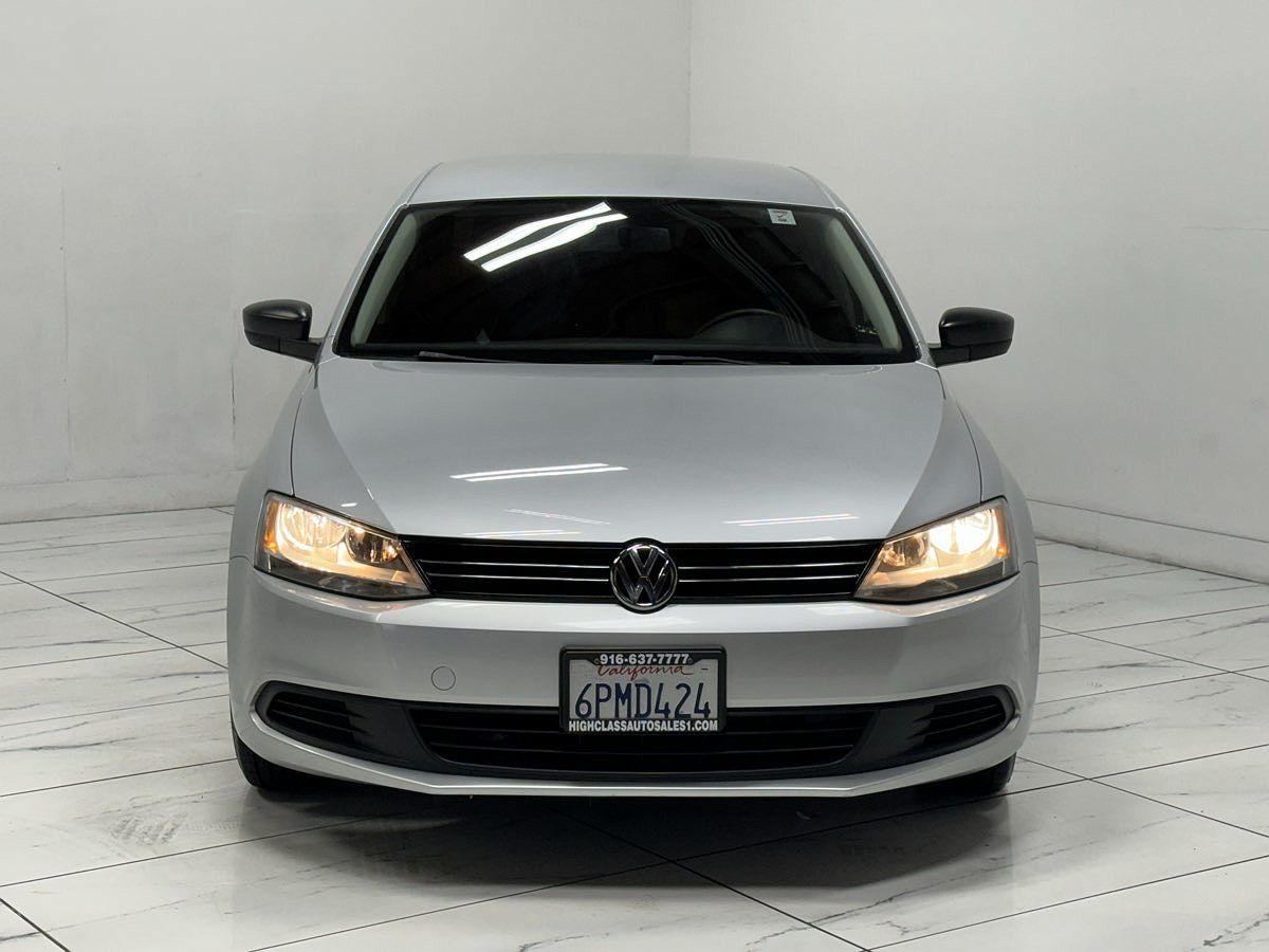 2011 Volkswagen Jetta S image 2