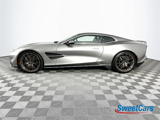 2025 Aston Martin Vanquish