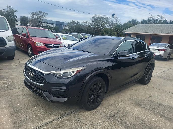 2017 Infiniti QX30