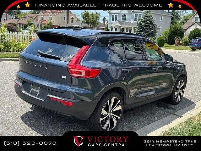 2022 Volvo XC40