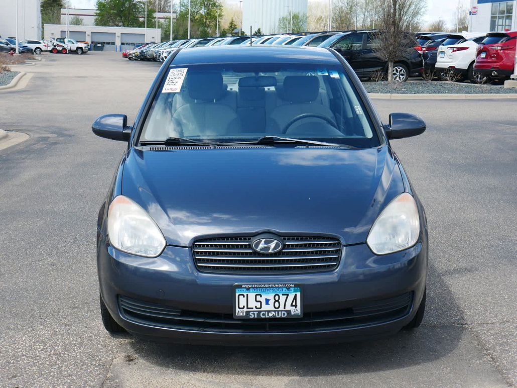 2008 Hyundai Accent GLS image 1
