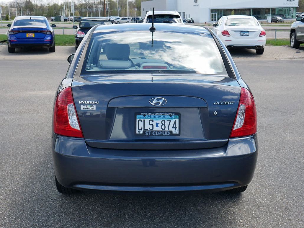 2008 Hyundai Accent GLS image 5